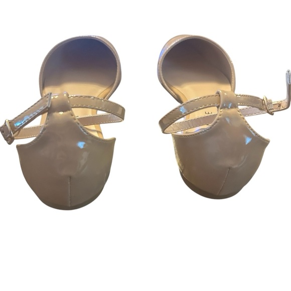 Journee Collection Reba Patent Taupe Ballet Flats Size 6.5 - Picture 4 of 10